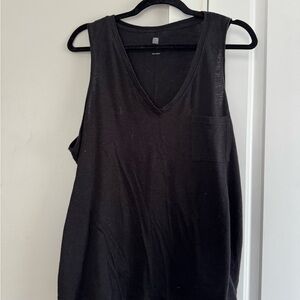 Black Sleeveless Tank Top